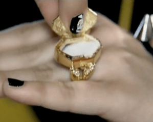 Lady Gaga in Paparazzi (2009). Imagem