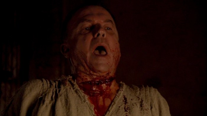 O Cardeal Wolsey (Sam Neil) tira sua própria vida.